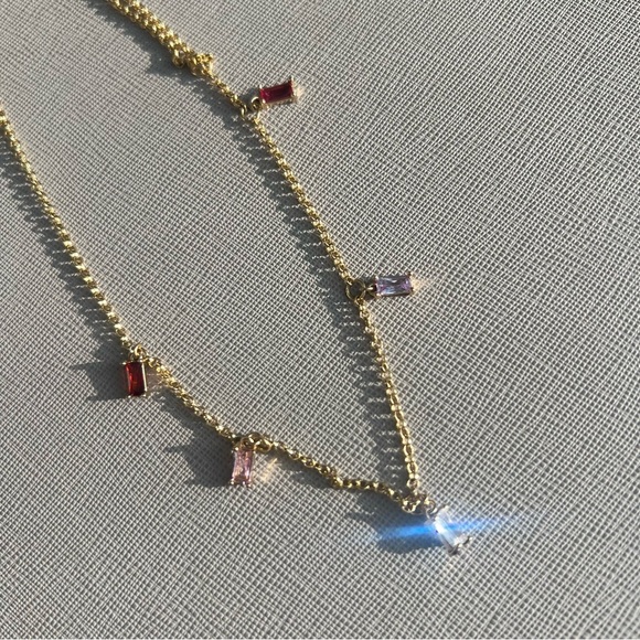 [CLEARANCE/Send Offers] GOLD-TONE NECKLACE WITH MULTICOLOR DANGLY CRYSTALS - Picture 3 of 9